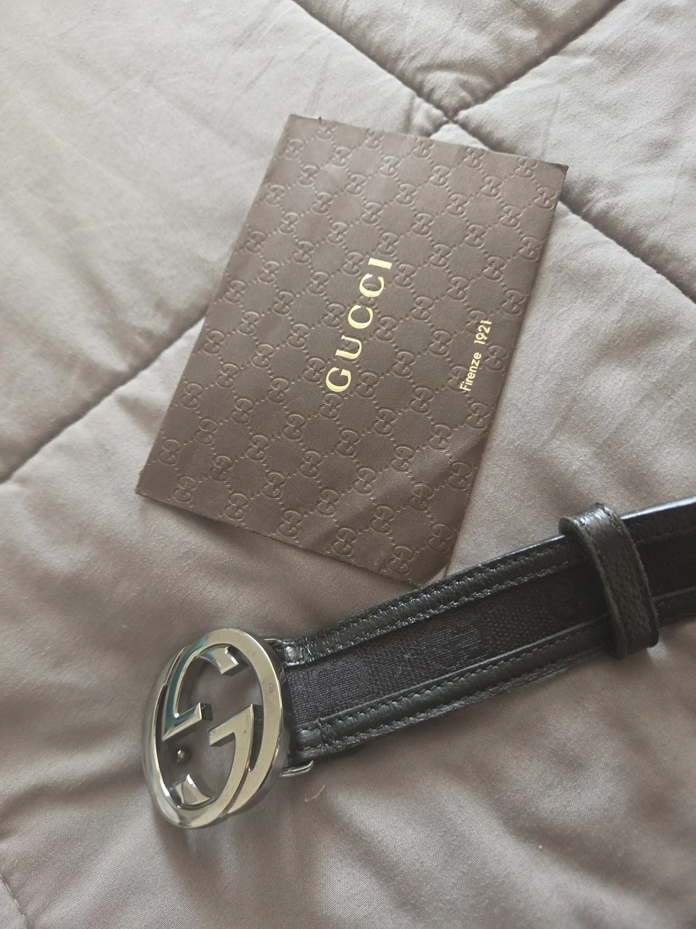 Gucci Men's Interlocking G Silver Buckle Leather Belt - Brown
